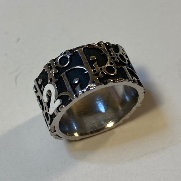 dior trotter ring